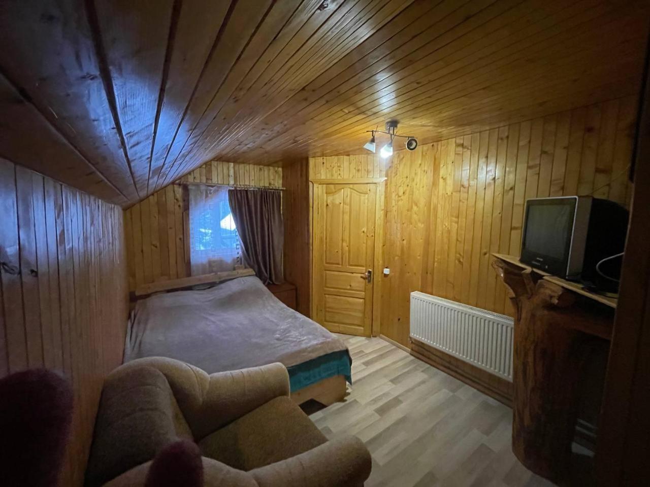 Kazka Aparthotel Yablunytsya Exterior photo